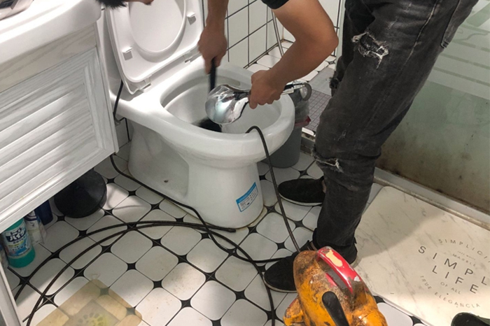 桥东疏通下水道