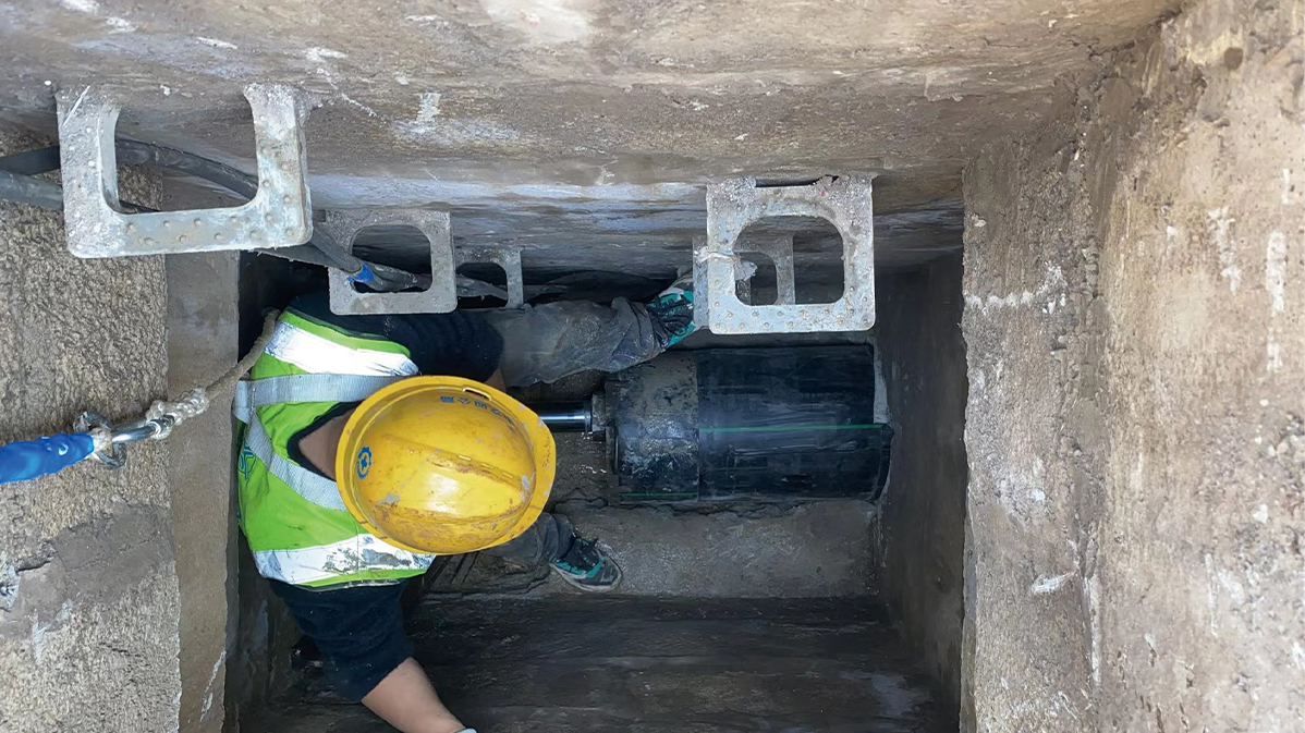 桥东HDPE短管内衬法